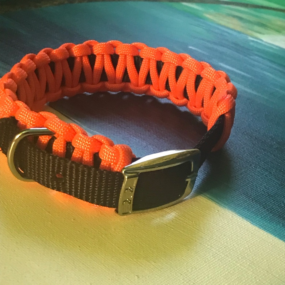 Dog Collar hand crafted  Paracord weave Small medium